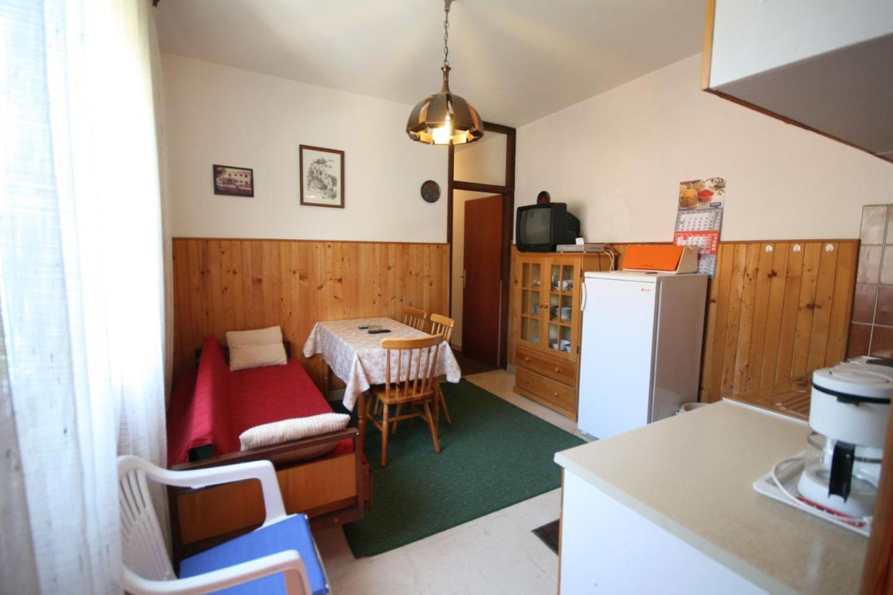 Apartment Simunec Малинска Экстерьер фото
