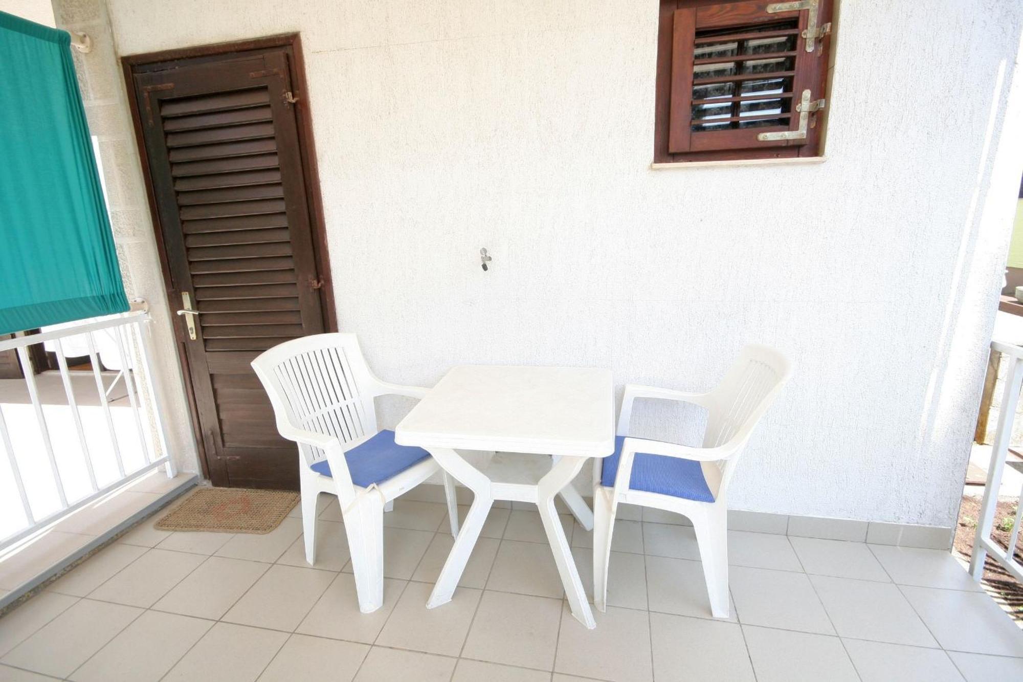 Apartment Simunec Малинска Номер фото